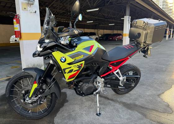 BMW F 900 GS PLUS BMW F 900 GS PLUS